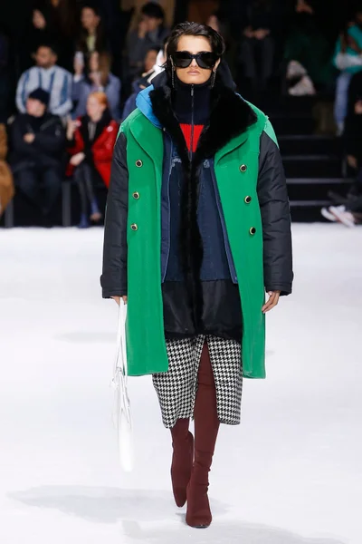 Look 65